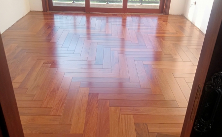 Sàn gỗ căm xe – Lựa chọn bền đẹp cho nội thất miền Trung