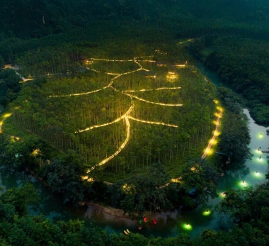 Blue Diamont Retreat ( Phong Nha Cave )