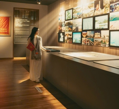 Bảo tàng đà nẵng (Hơn 5.000 m2 sàn gỗ Teak)