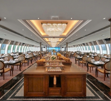 DU THUYỀN TUẦN CHÂU ( HẠ LONG )