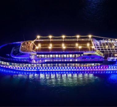 DU THUYỀN TUẦN CHÂU ( HẠ LONG )