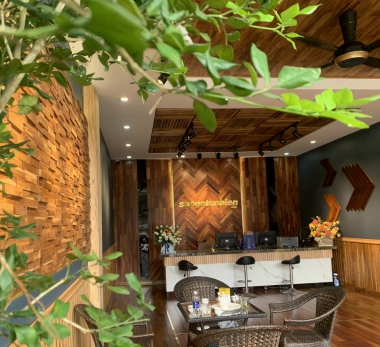 Thi công sàn gỗ tự nhiên chuyên nghiệp tại Đà Nẵng – Bền vững từ nền móng