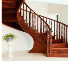 BẬC CẦU THANG CĂM XE