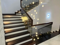 BẬC CẦU THANG CHIÊU LIÊU