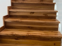 BẬC CẦU THANG TẾCH